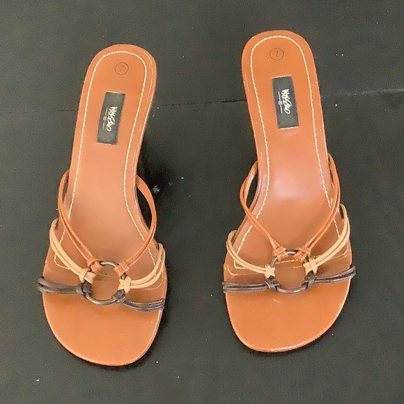 Target Mossimo three inch sandal heel size 7 - Picture 2 of 6